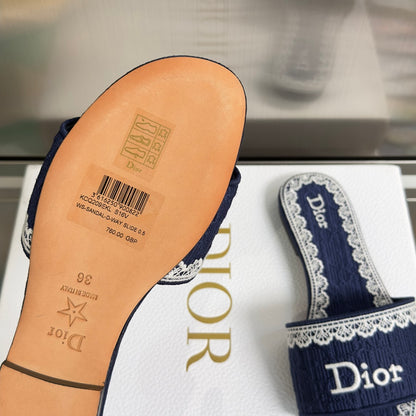 Dior Dentelle Lace Flat Slides – Summer 2026