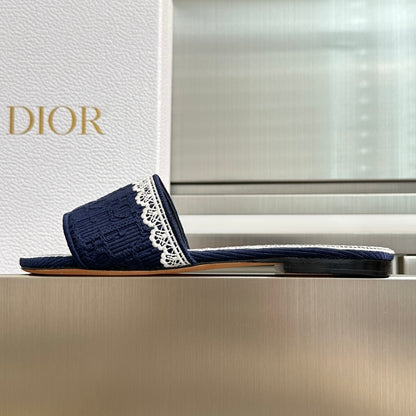 Dior Dentelle Lace Flat Slides – Summer 2026