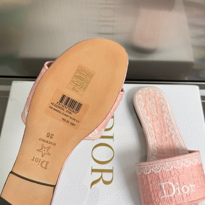 Dior Dentelle Lace Flat Slides – Summer 2026