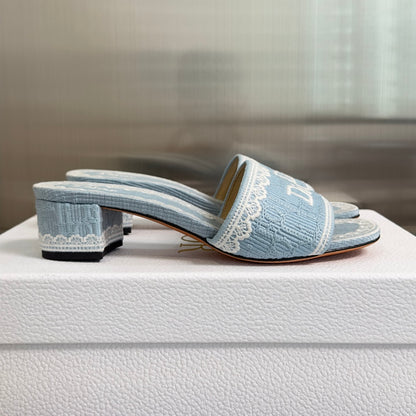 Dior Dentelle Lace Flat Sandals – Summer Collection – 2026