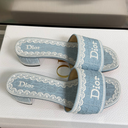 Dior Dentelle Lace Flat Sandals – Summer Collection – 2026