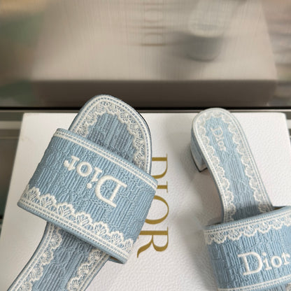 Dior Dentelle Lace Flat Sandals – Summer Collection – 2026