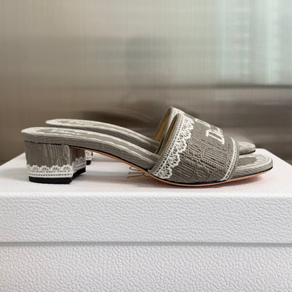 Dior Dentelle Lace Flat Sandals – Summer Collection – 2026