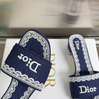Dior Dentelle Lace Flat Sandals – Summer Collection – 2026