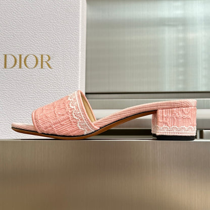 Dior Dentelle Lace Flat Sandals – Summer Collection – 2026