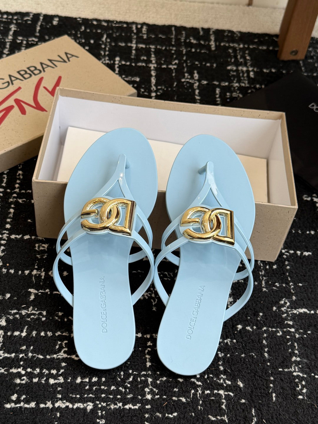 Dolce & Gabbana Jelly Thong Sandals – Spring/Summer Collection
