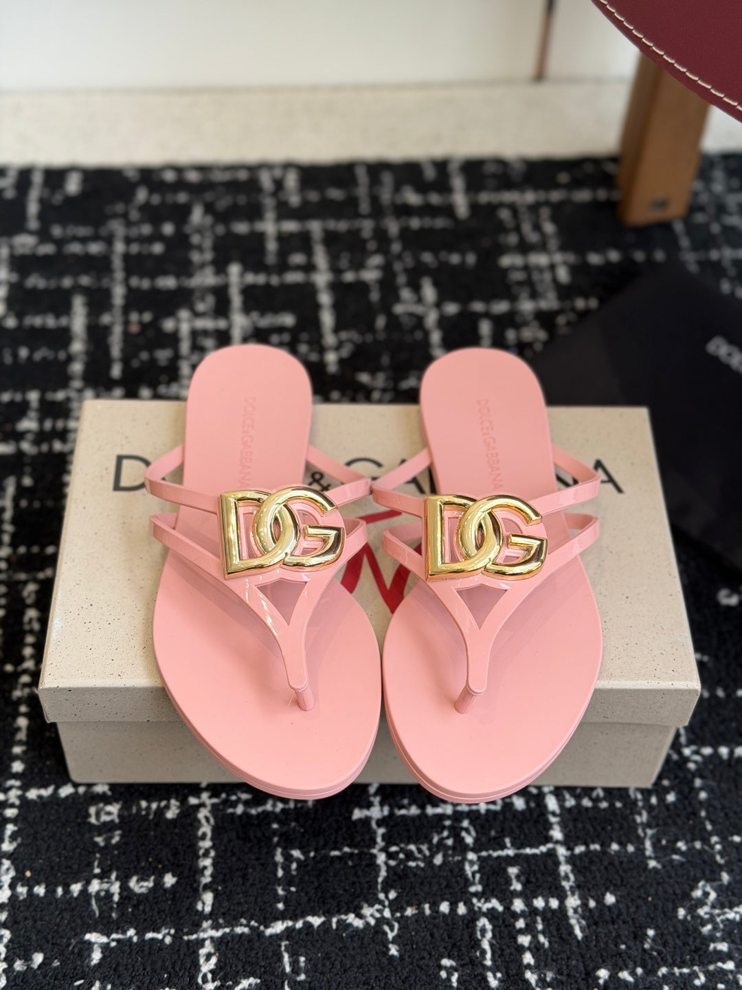Dolce & Gabbana Jelly Thong Sandals – Spring/Summer Collection
