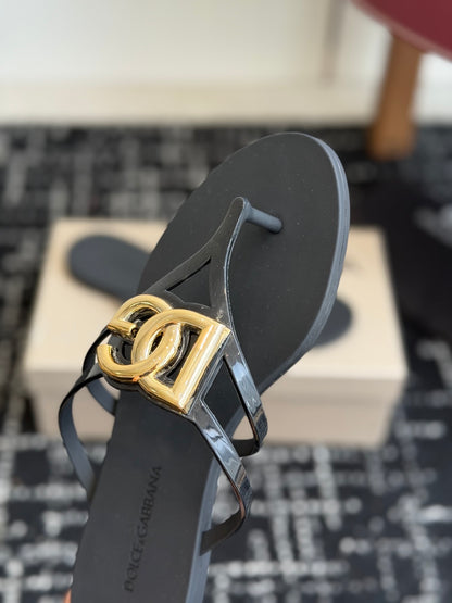 Dolce & Gabbana Jelly Thong Sandals – Spring/Summer Collection