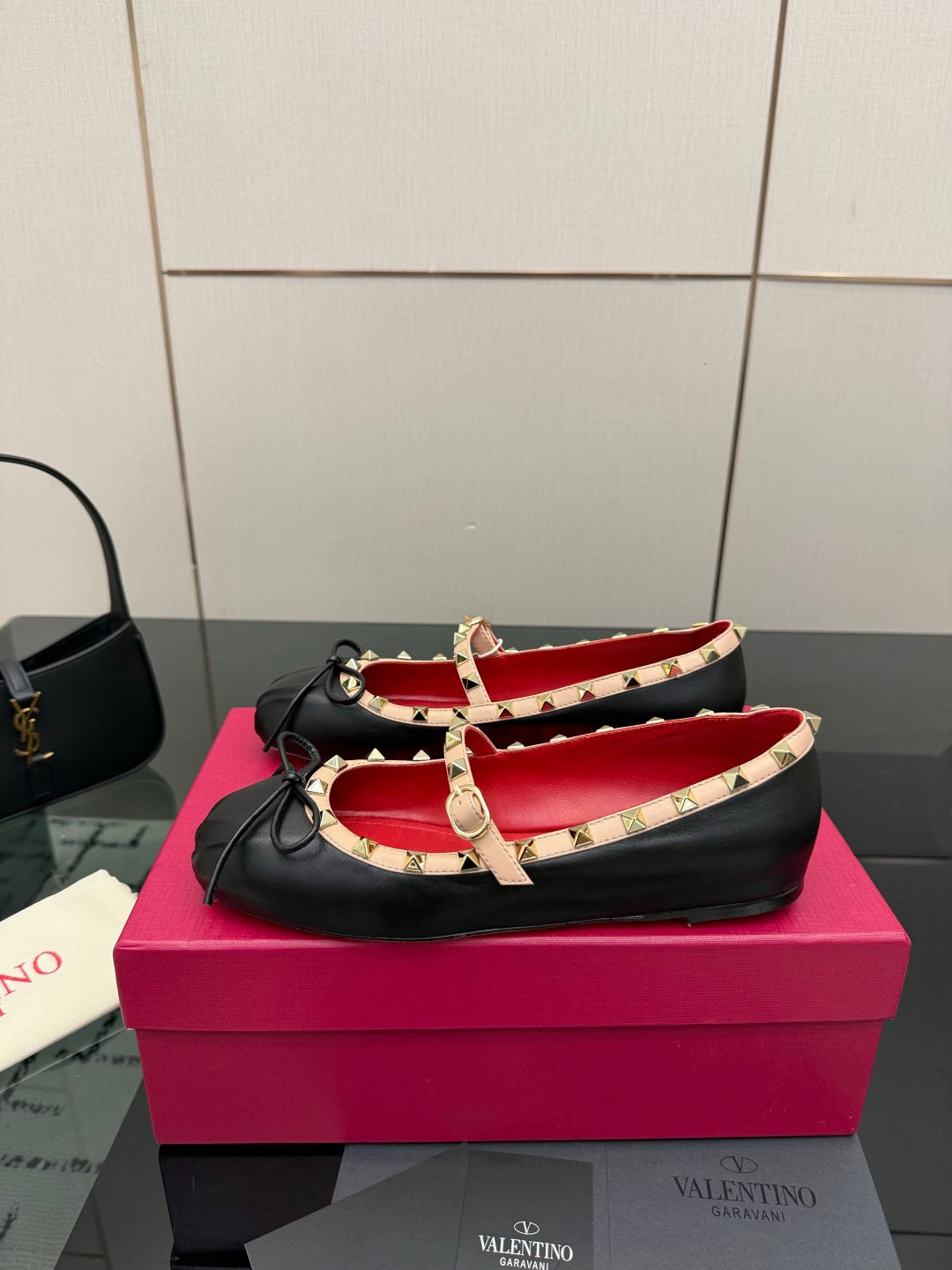 Valentino Classic Leather Sandals – Spring/Summer Collection