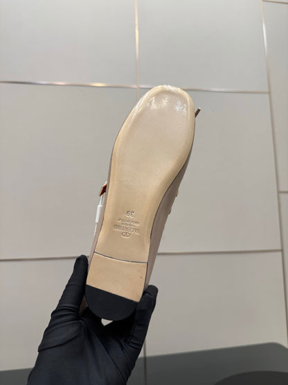 Valentino Classic Leather Sandals – Spring/Summer Collection