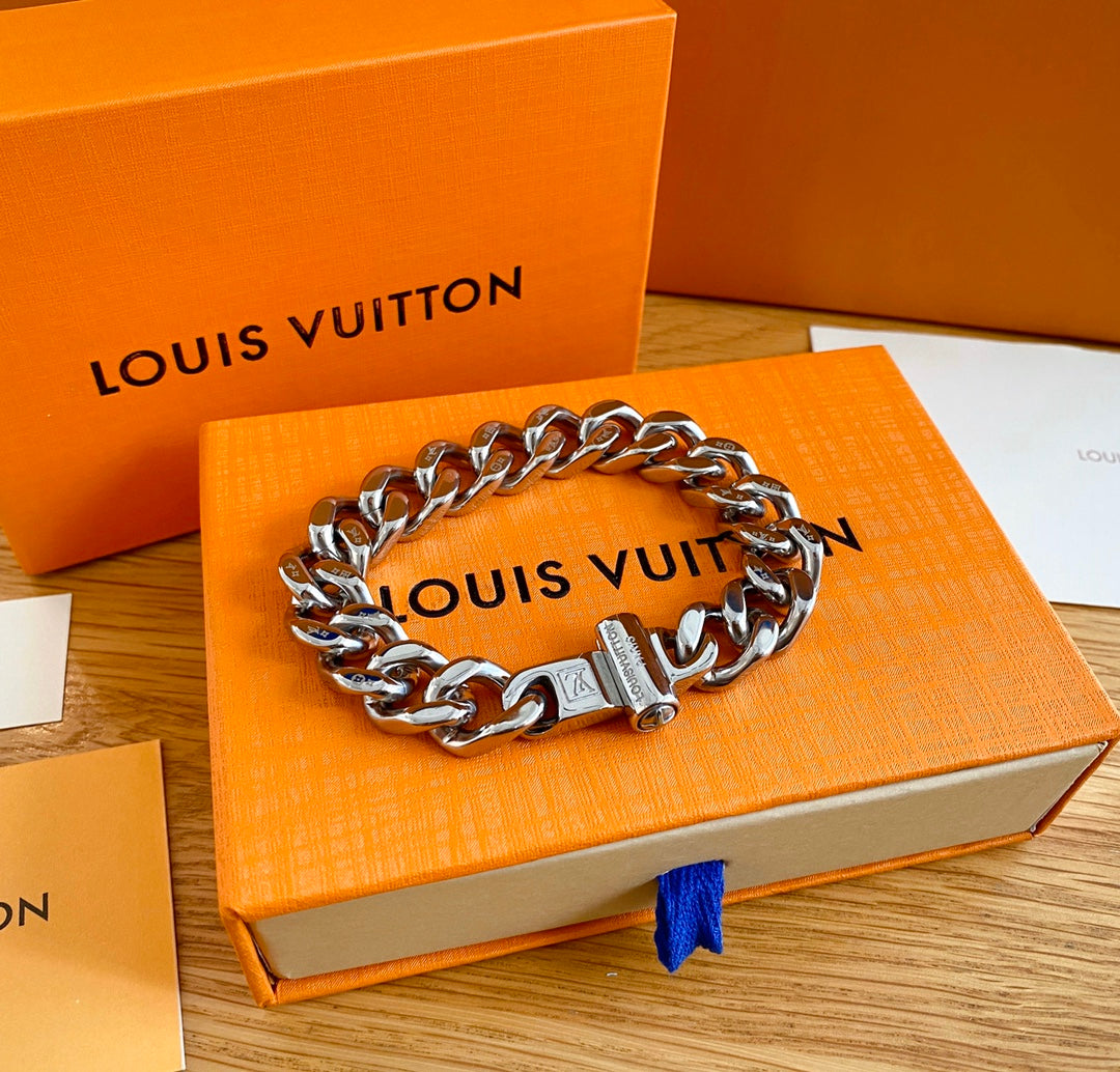 Louis Vuitton LV Chain Links Limited Edition Magnetic Clasp Stainless Steel Bracelet