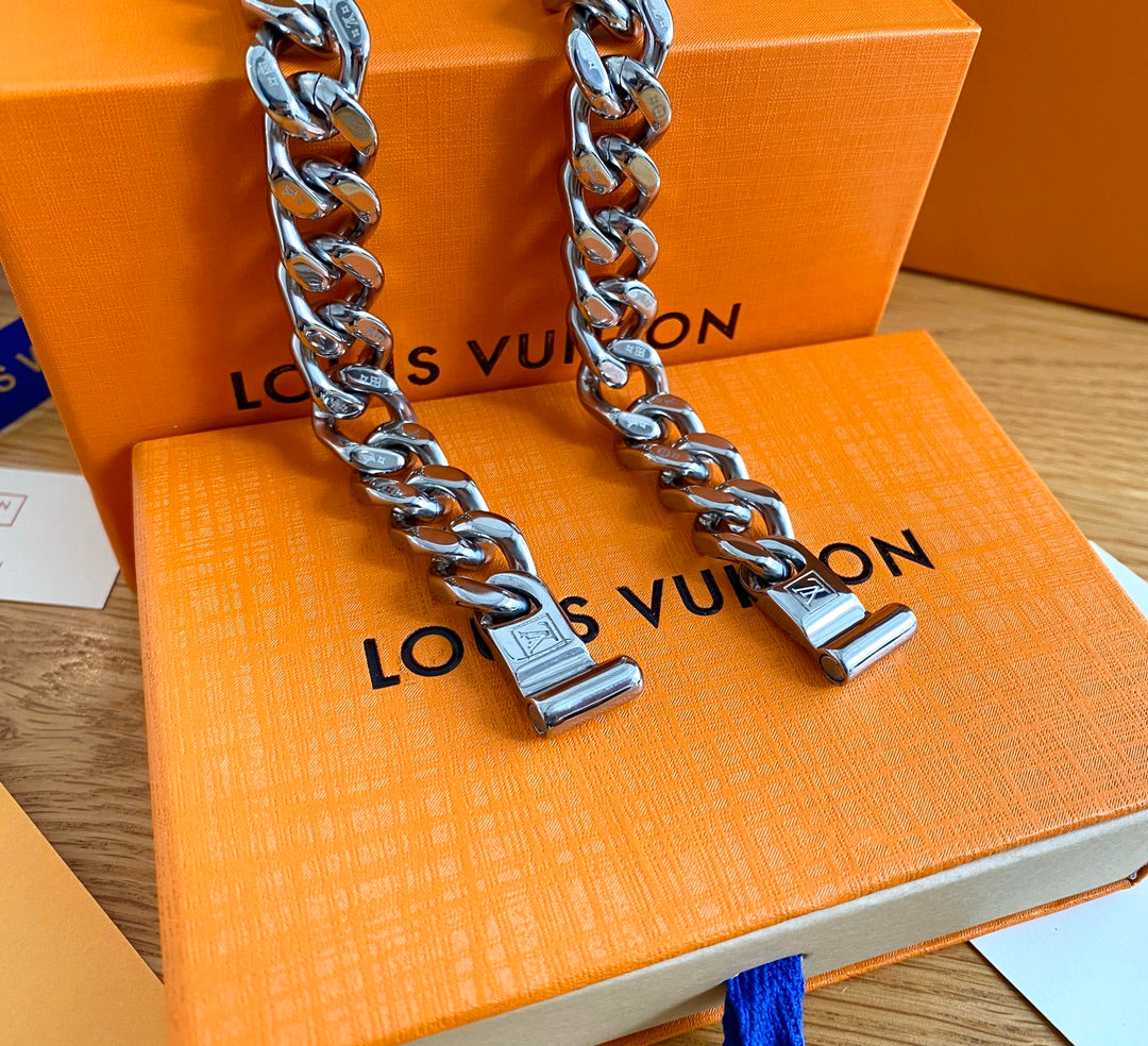 Louis Vuitton LV Chain Links Limited Edition Magnetic Clasp Stainless Steel Bracelet