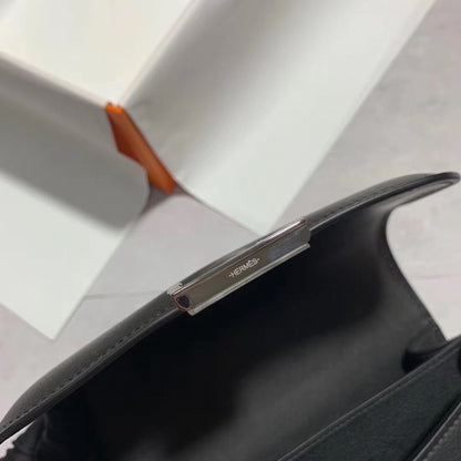 Hermès Constance 19cm Shoulder Bag