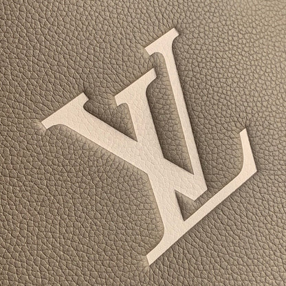 Louis Vuitton ONTHEGO Medium Monogram Tote Bag