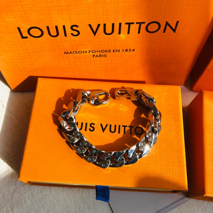 Louis Vuitton Chain Links Monogram Bracelet – Autumn/Winter 2020