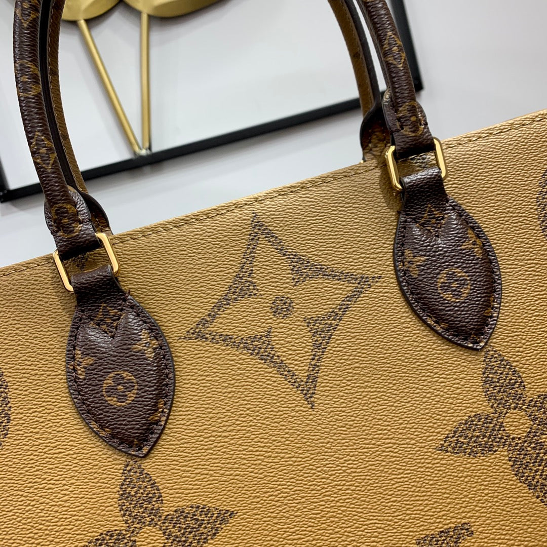 Louis Vuitton Onthego Monogram Giant Tote Bag