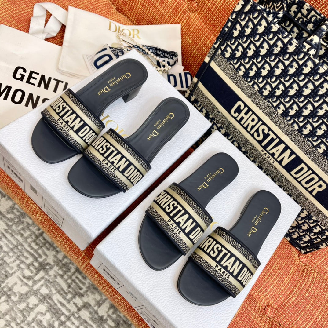 Dior Oblique Embroidered Platform Mules – Spring/Summer Collection