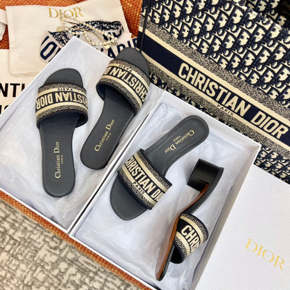 Dior Oblique Embroidered Platform Mules – Spring/Summer Collection