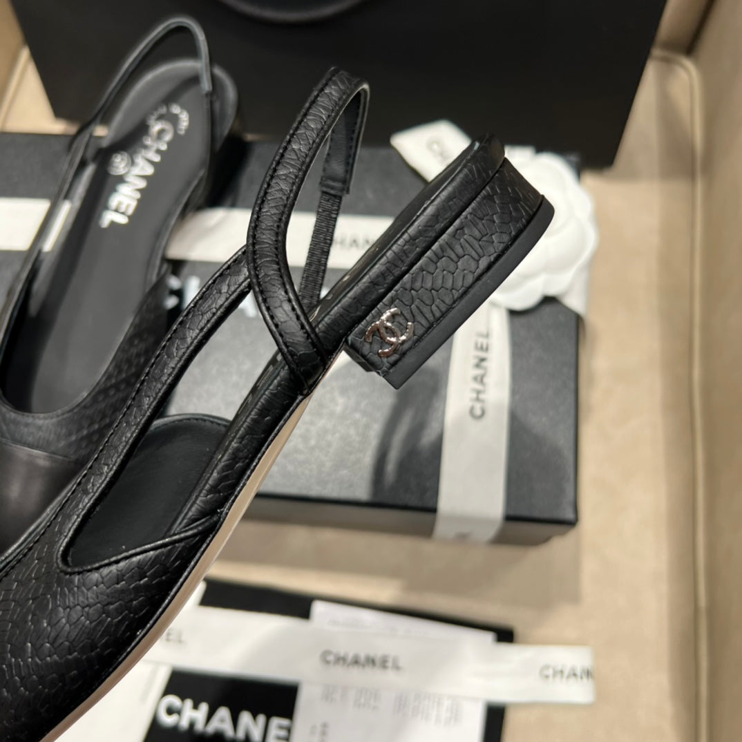 Chanel 2022 Two-Tone Slingback Sandals – Spring/Summer Collection