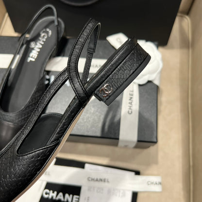 Chanel 2022 Two-Tone Slingback Sandals – Spring/Summer Collection
