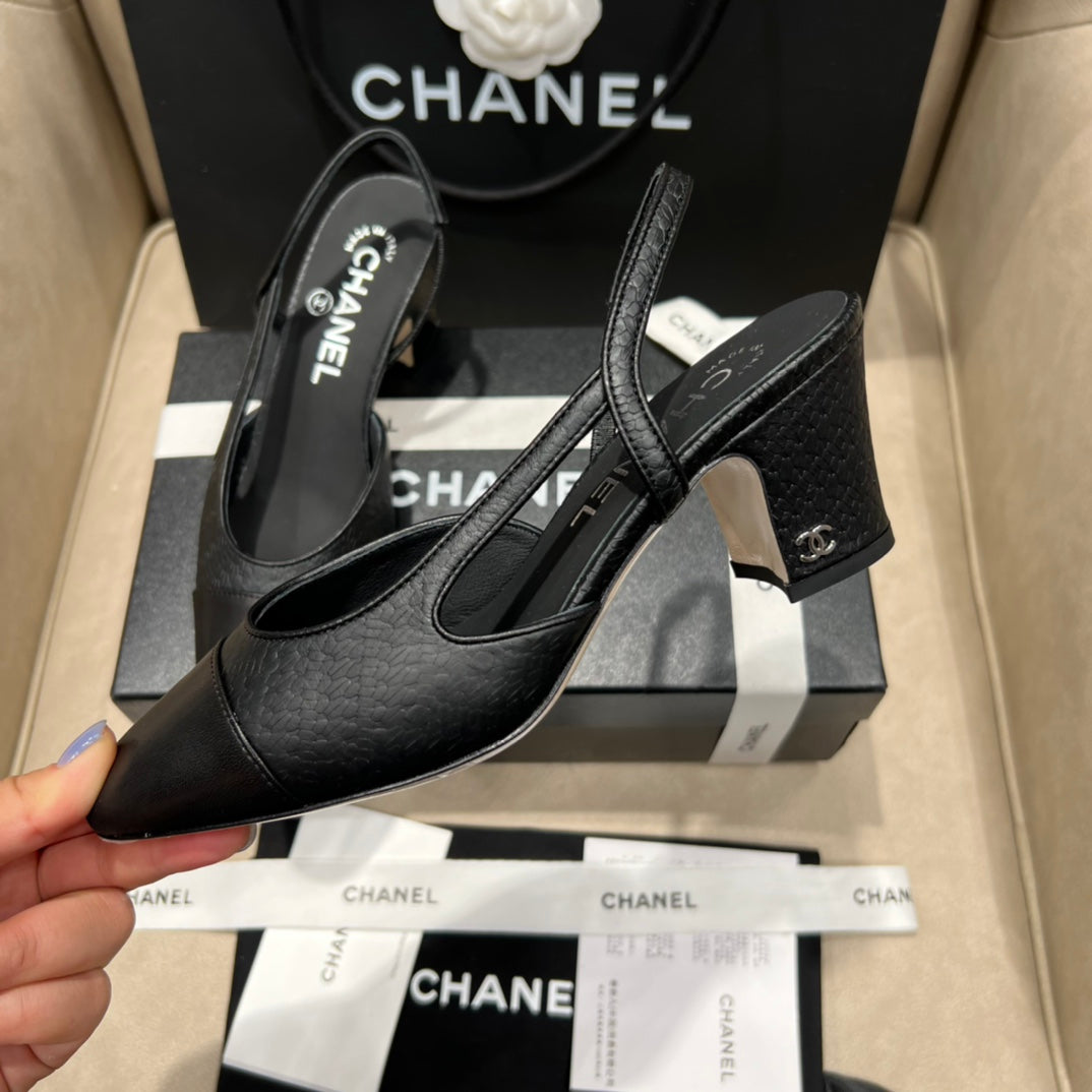 Chanel 2022 Two-Tone Slingback Sandals – Spring/Summer Collection