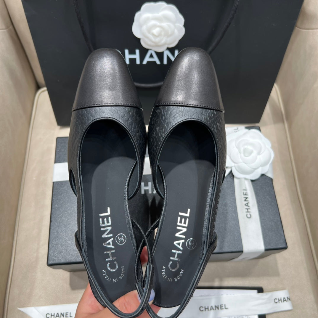 Chanel 2022 Two-Tone Slingback Sandals – Spring/Summer Collection