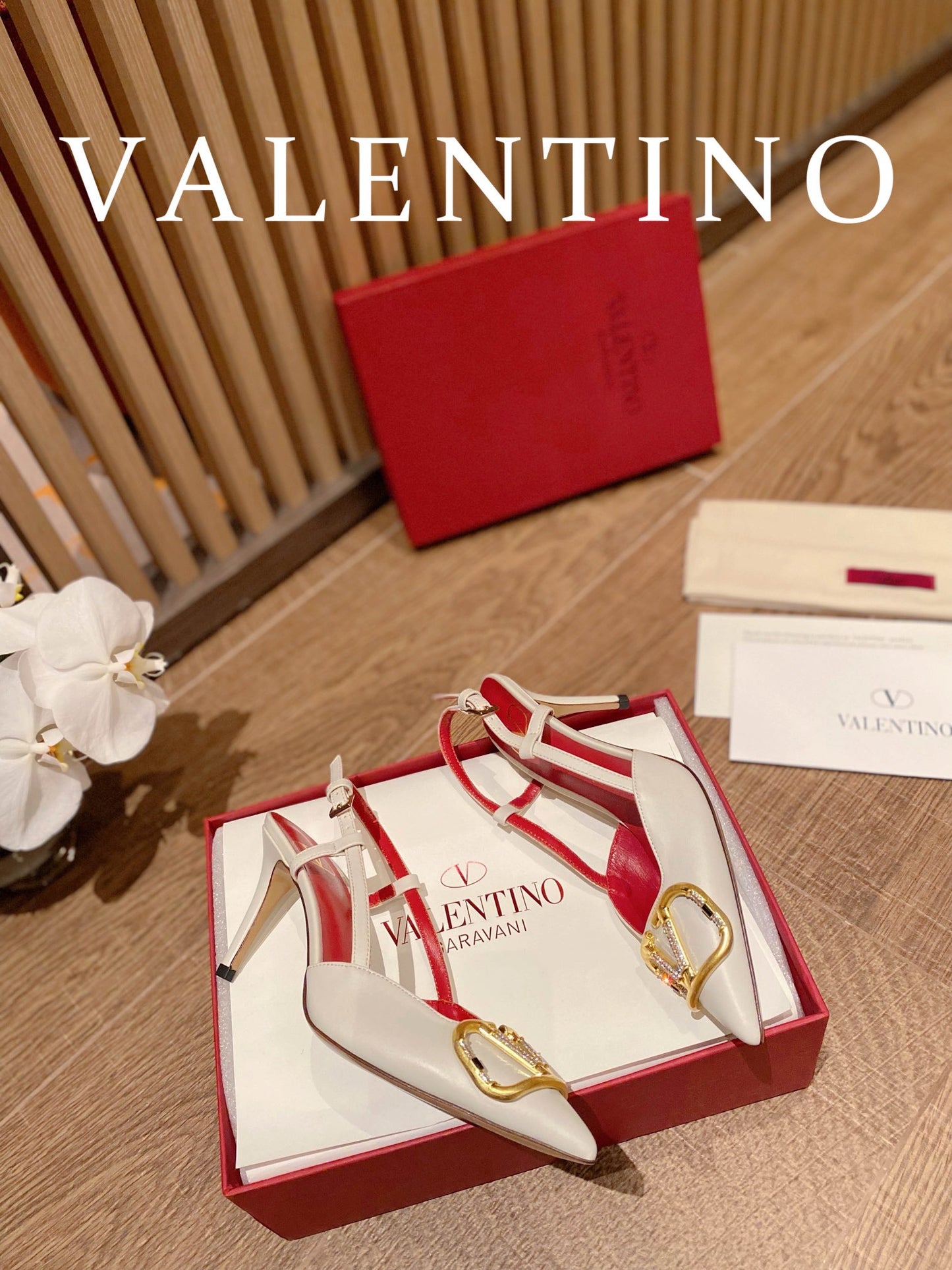 Valentino VLogo Signature Leather Pumps – 2022 Collection