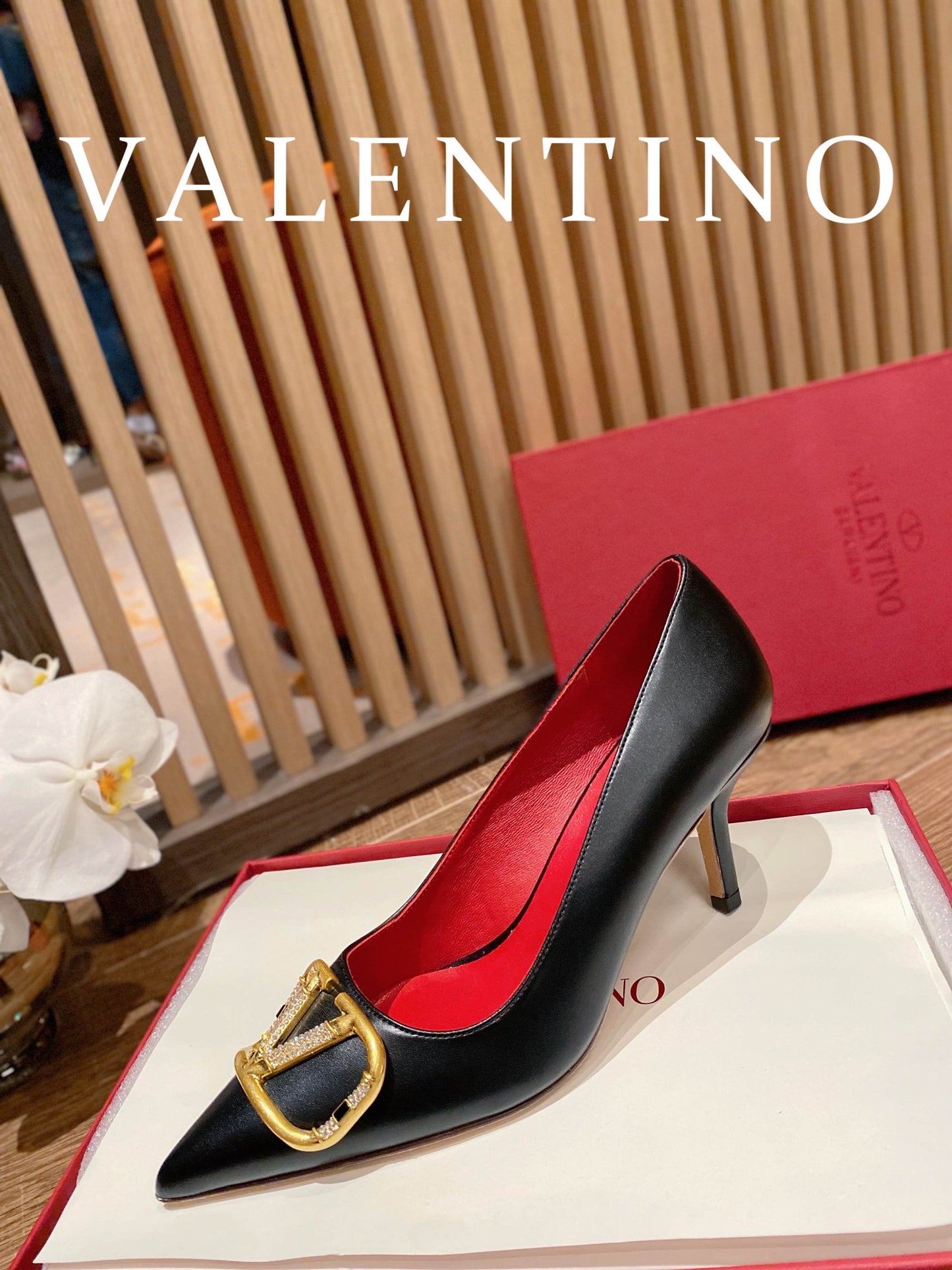 Valentino VLogo Signature Crystal Pumps – 2022 Collection