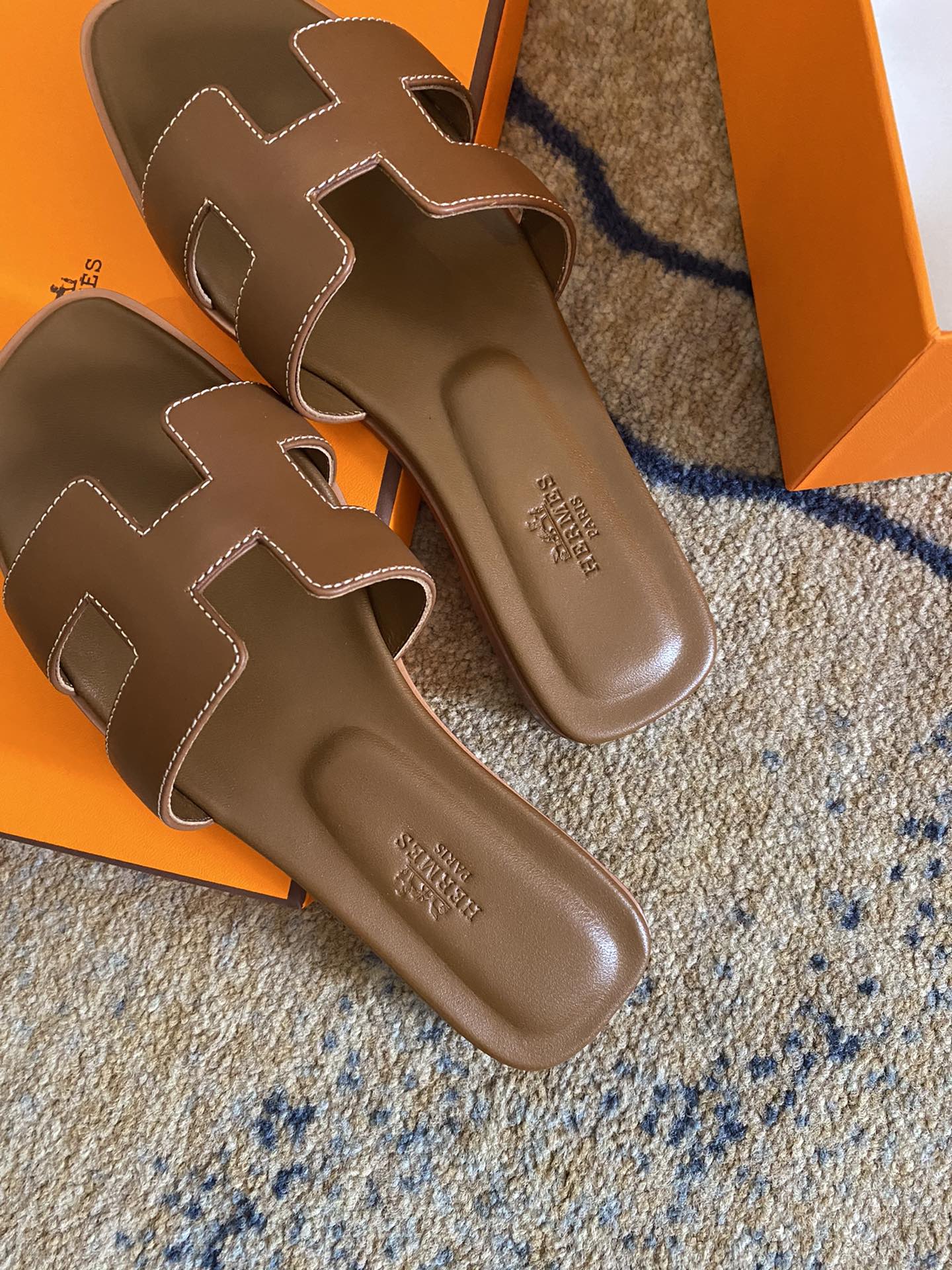 Hermès H Leather Sandals – 2022 Spring Collection