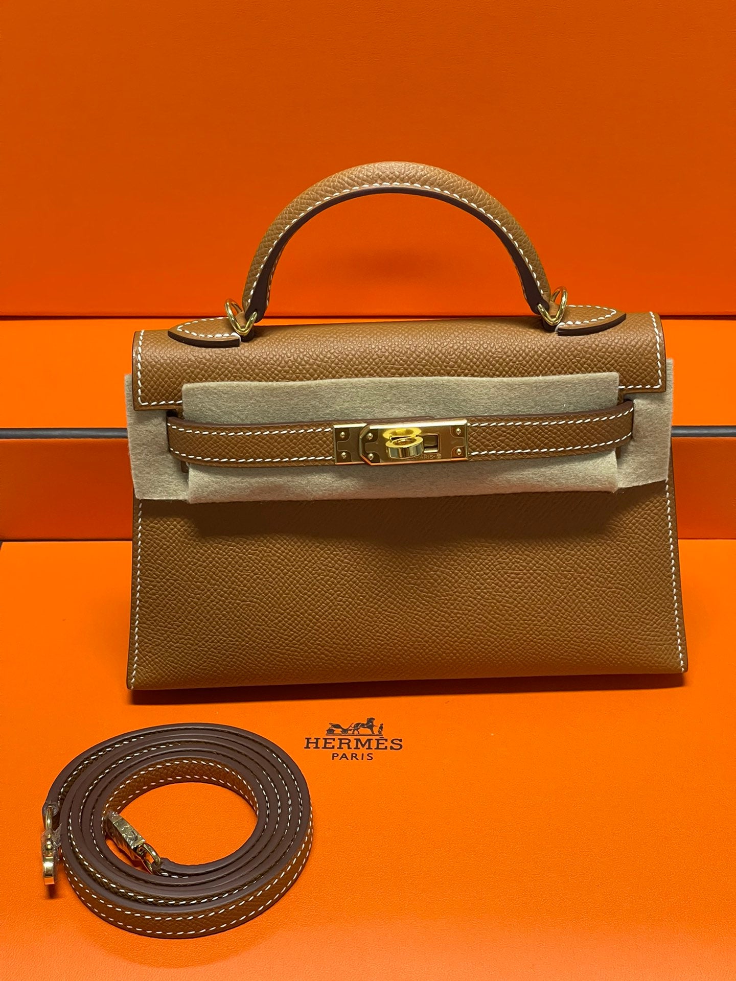 Hermès Mini Kelly 2 Handbag