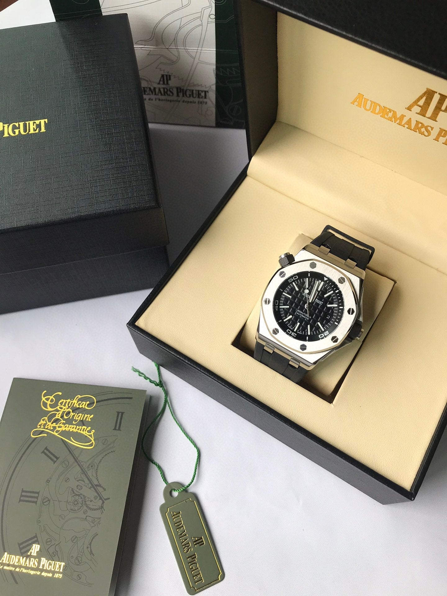 Audemars Piguet Royal Oak Offshore Diver AP15720