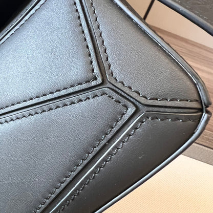 Loewe Puzzle Bag