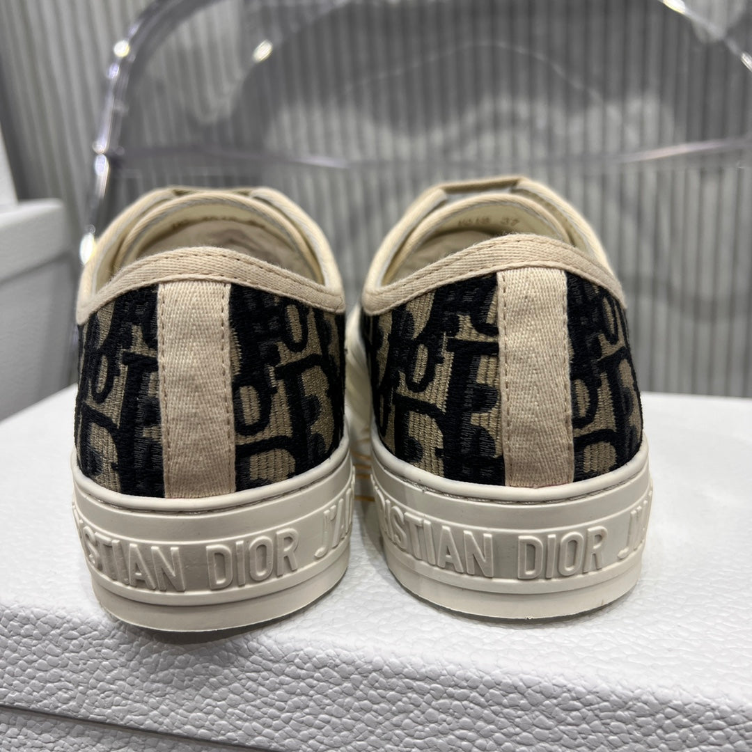 Dior Classic Embroidered Casual Sneakers