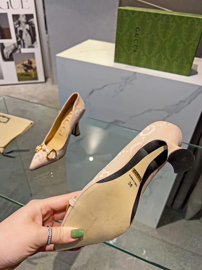 Gucci Pointed Toe Pumps & Flats – Early Spring Collection
