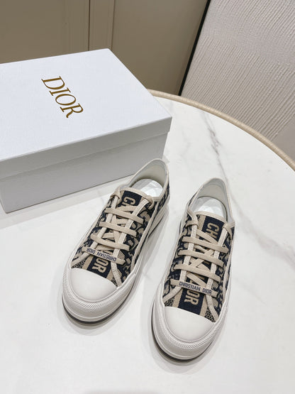 Dior Walk'n'Dior Oblique Embroidered Platform Sneakers