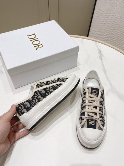 Dior Walk'n'Dior Oblique Embroidered Platform Sneakers