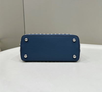 Fendi Iconic Peekaboo Small Woven Handbag