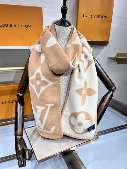 Louis Vuitton Monogram Jacquard Cashmere Scarf – 2023 Collection