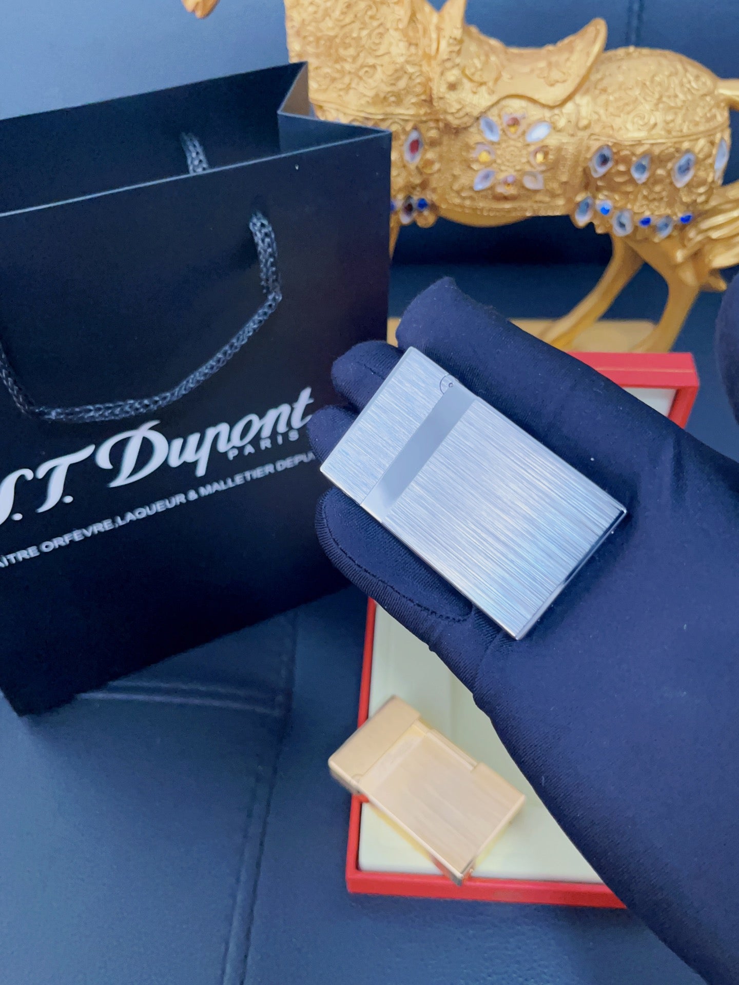 S.T. Dupont Lighter – Luxury Collection