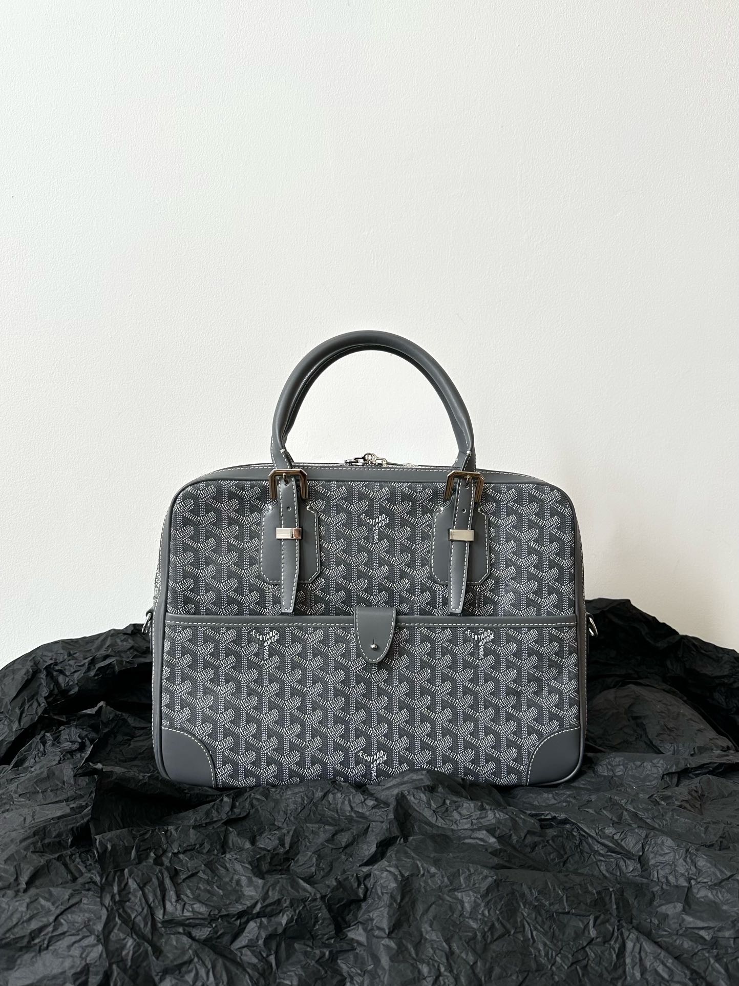 Goyard Men's Briefcase – Grey