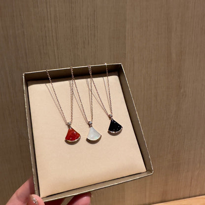 Bulgari Diva's Dream Pendant Necklace