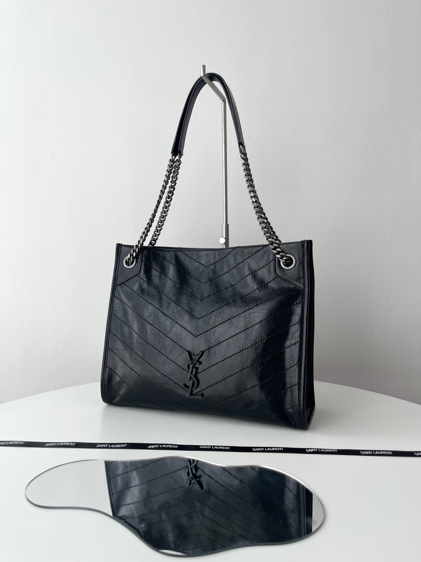 Saint Laurent Niki Shopping Bag