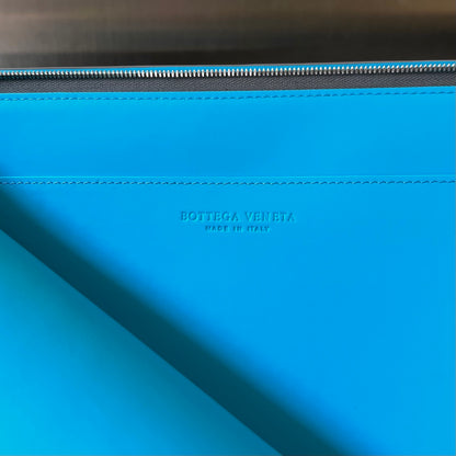 Bottega Veneta Intreccio Half-Zip Clutch Bag 607479