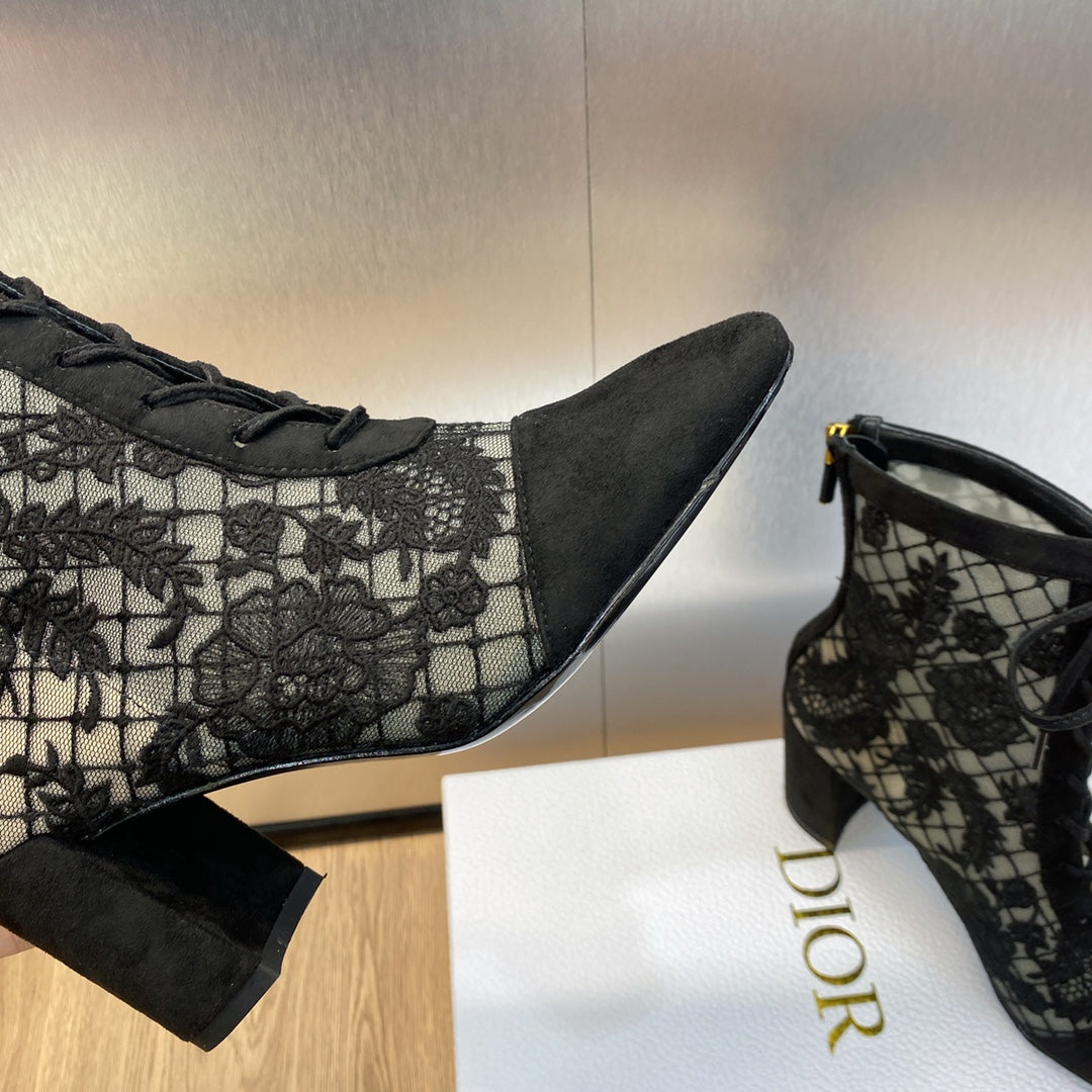 Dior Naughtily-D Boots – 2023 Spring/Summer Runway Collection