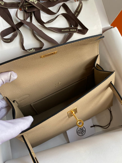 Hermès Kelly Mini Handbag – Trench Coat Grey