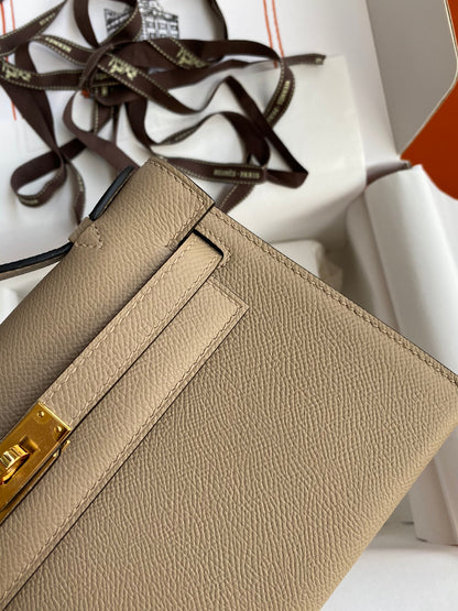 Hermès Kelly Mini Handbag – Trench Coat Grey