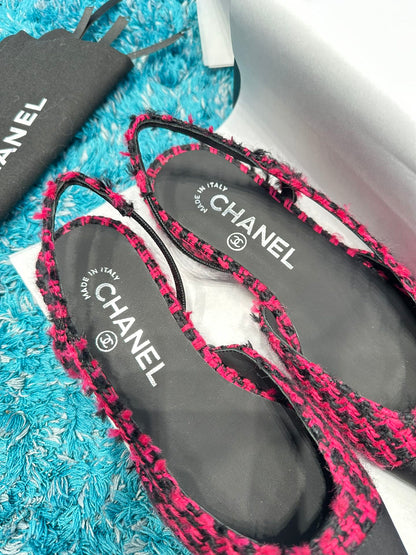 Chanel Two-Tone Slingback Sandals – Spring/Summer Collection – 2022