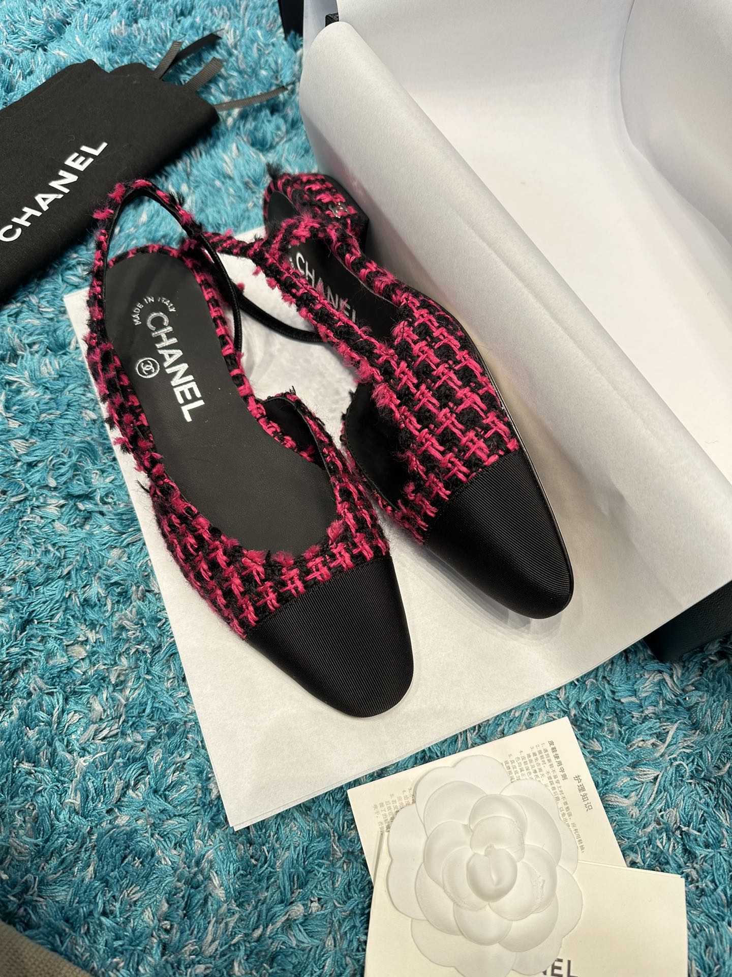 Chanel Two-Tone Slingback Sandals – Spring/Summer Collection – 2022