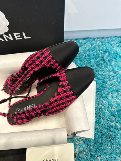 Chanel Two-Tone Slingback Sandals – Spring/Summer Collection – 2022