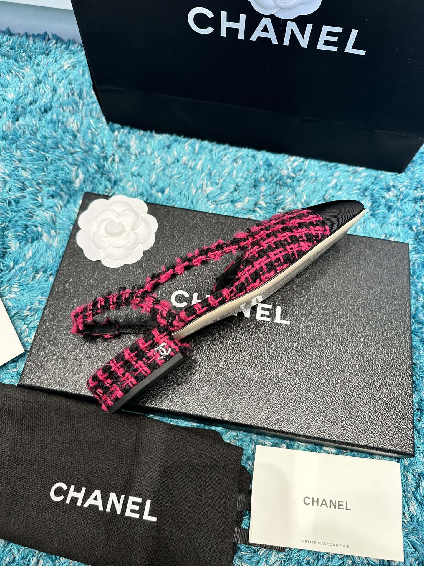 Chanel Two-Tone Slingback Sandals – Spring/Summer Collection – 2022